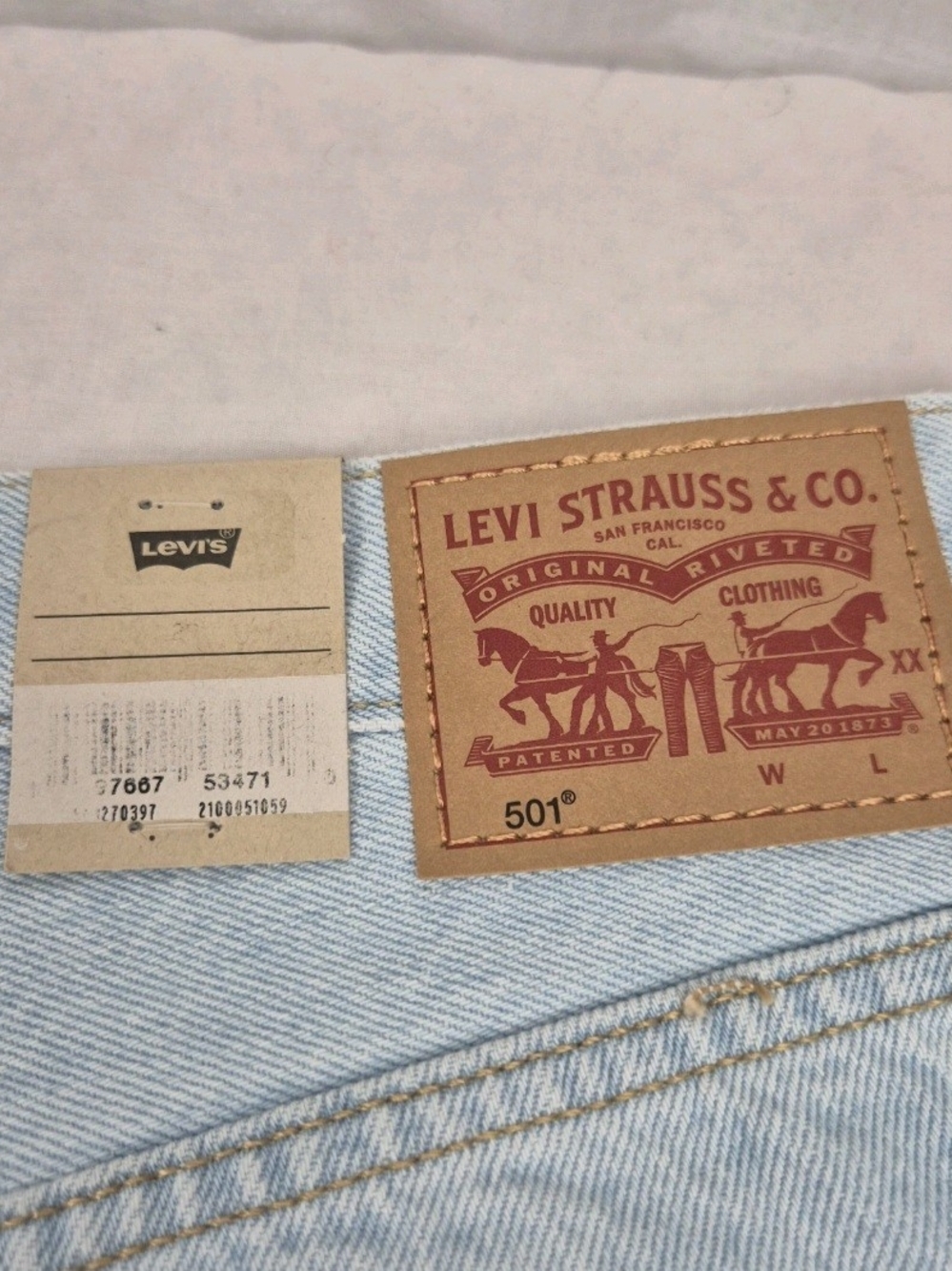 Levi's 501  Women's Jean Shorts Original Size 29 High Rise Embroidered Blue 29 - Picture 3 of 10